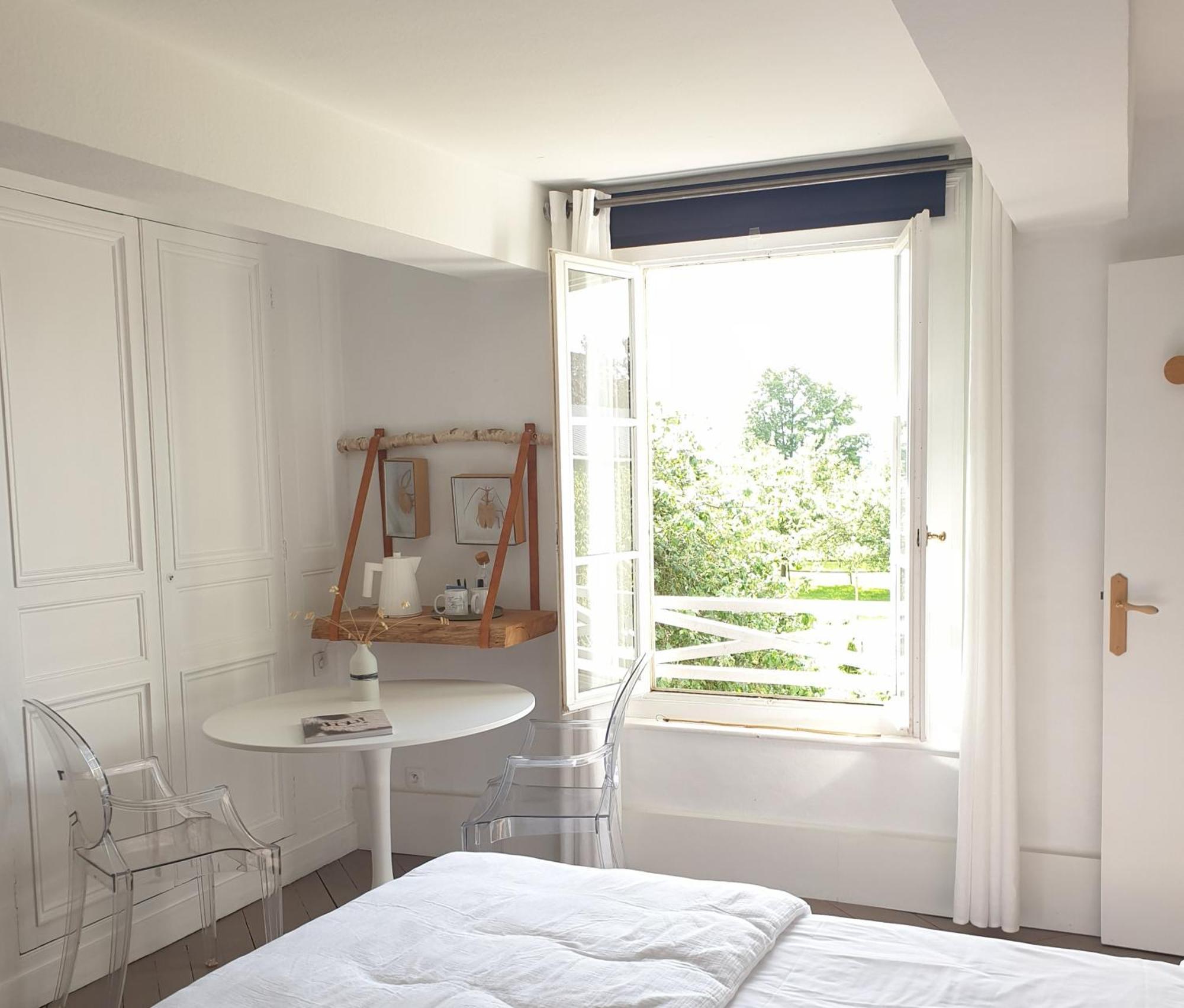 Par Hasard Ou Pas Bed and Breakfast Saint-Martin-aux-Chartrains Εξωτερικό φωτογραφία
