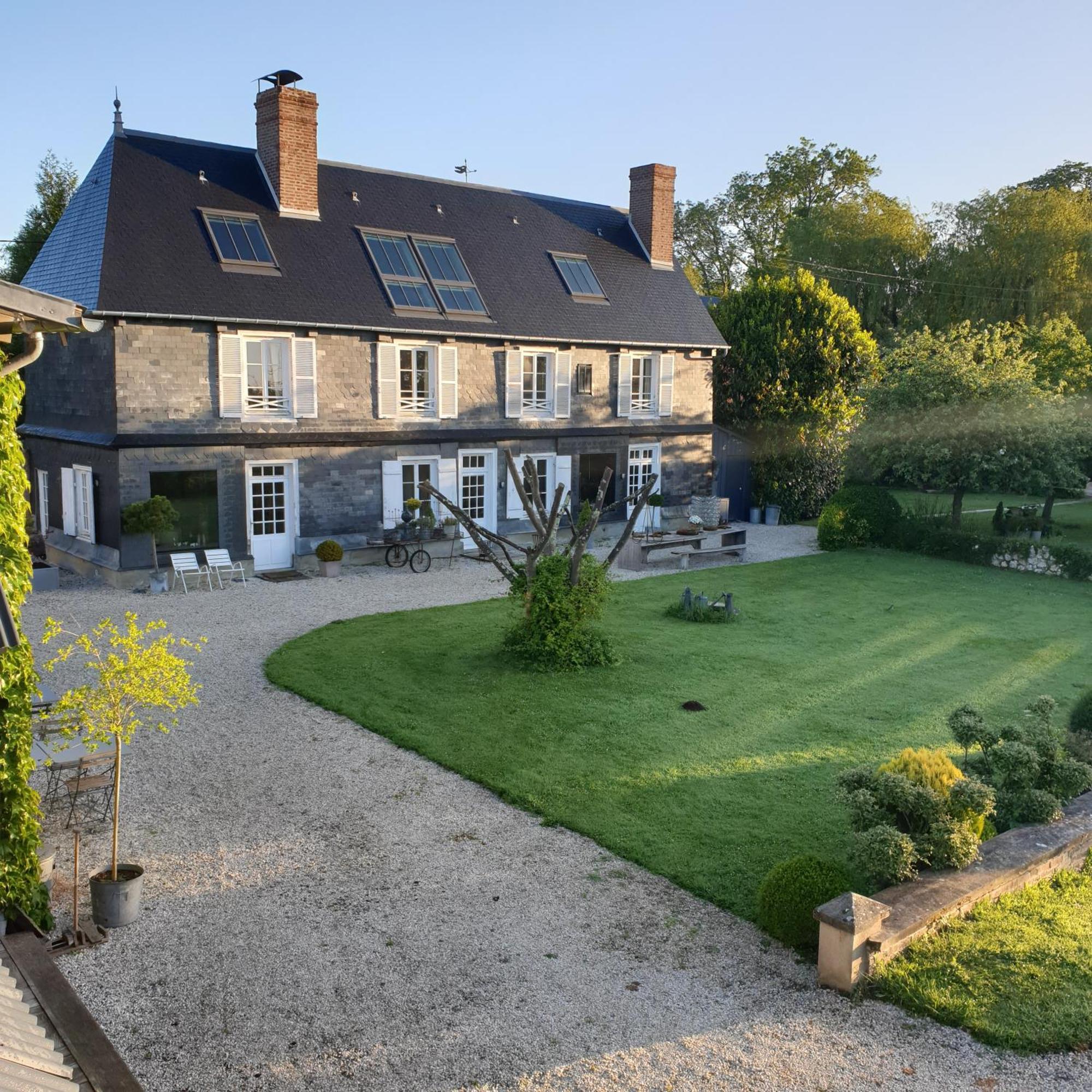 Par Hasard Ou Pas Bed and Breakfast Saint-Martin-aux-Chartrains Εξωτερικό φωτογραφία